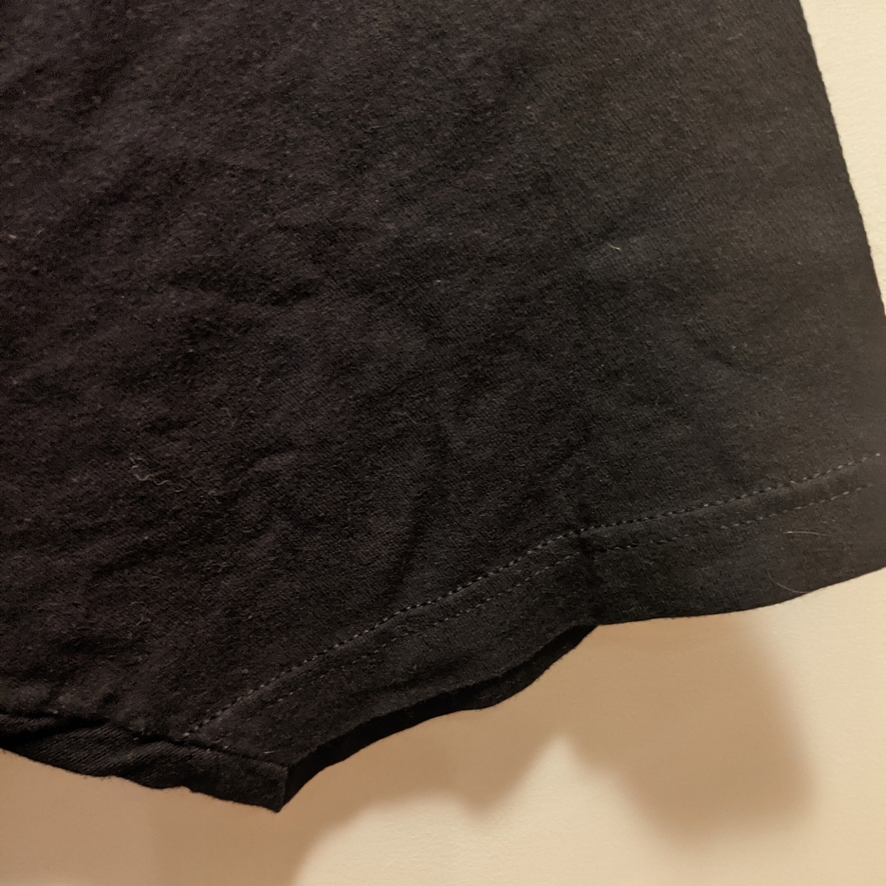 Batman men's 2XL black with melon logo t shirt - Picture 3 of 4